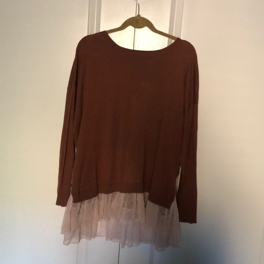 Logo sweater